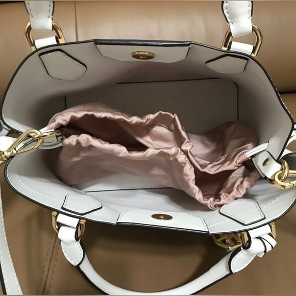 Michael Kors | Eden Large Drawstring Grab Bag in Blossom - Picture 7 of 10